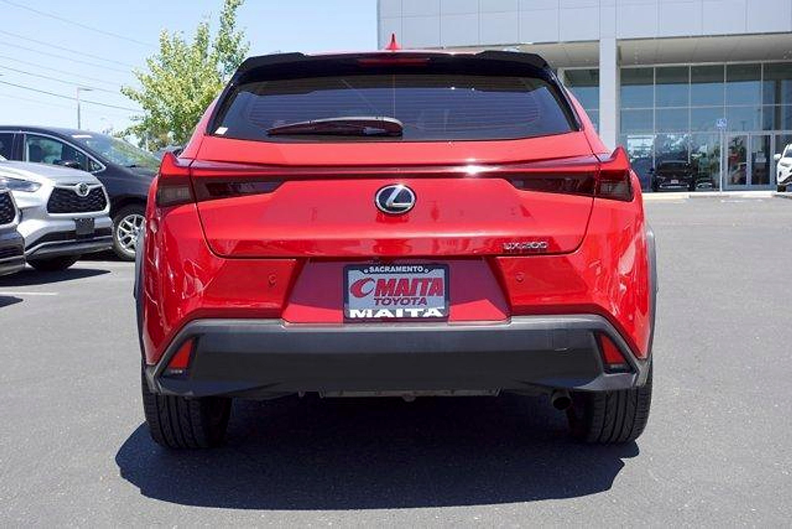 Used 2019 Lexus UX 200 w/ Premium Package FWD image 6