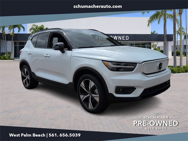 Used 2022 Volvo XC40 P8 Recharge Plus image 1
