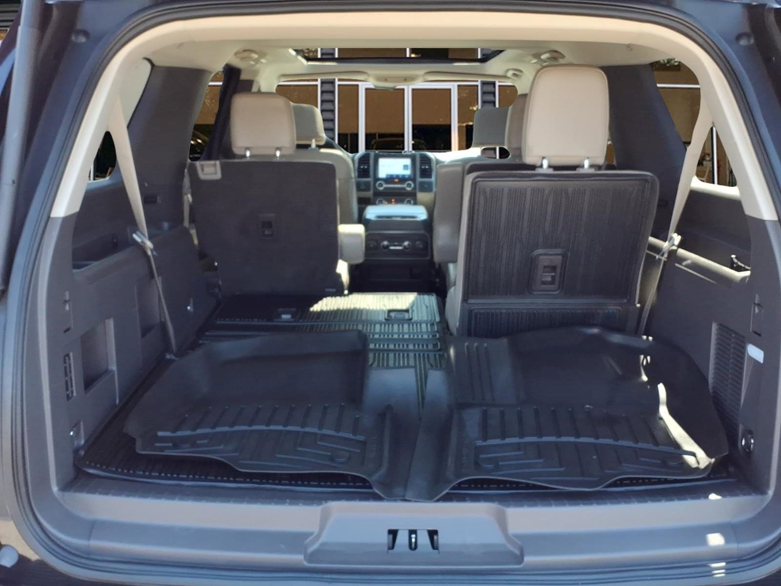 Used 2021 Ford Expedition Max XLT image 10