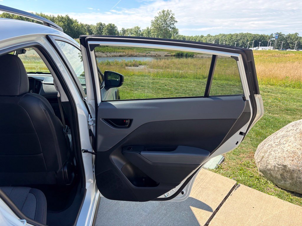 Used 2024 Subaru Crosstrek 2.0i Premium w/ Crosstrek Mirror Package AWD/4WD image 31