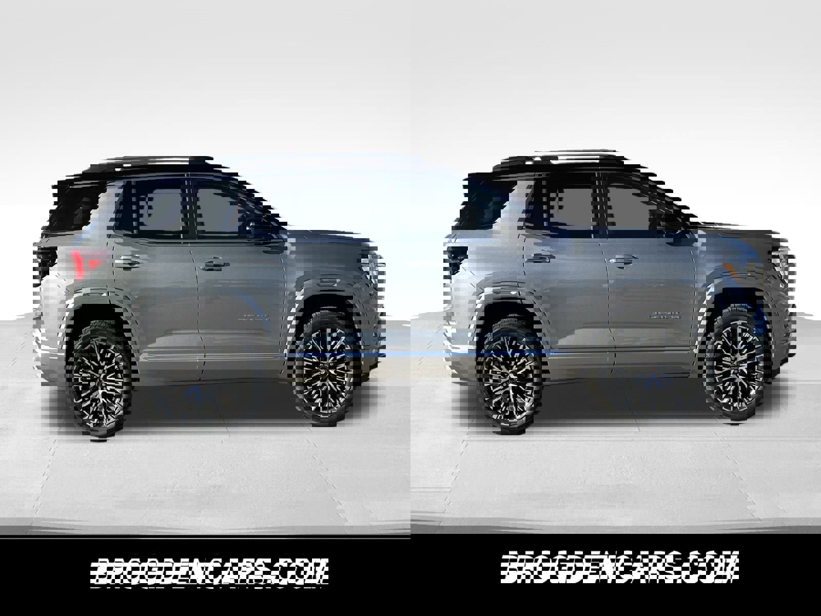 New 2026 GMC Terrain Denali w/ LPO, Black Badging Package video 2