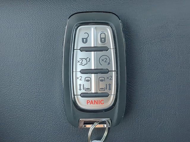 New 2026 Chrysler Voyager LX image 35