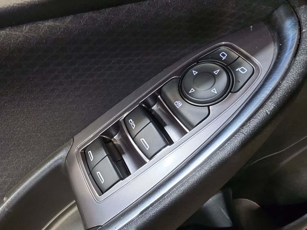 Used 2018 Chevrolet Malibu LT FWD image 15