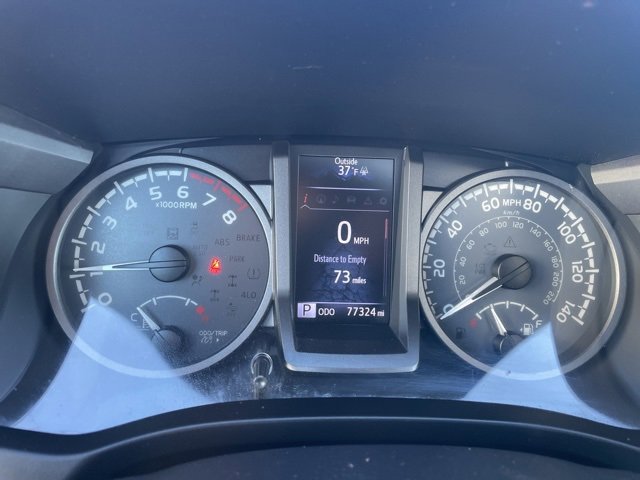 Used 2017 Toyota Tacoma TRD Sport image 24