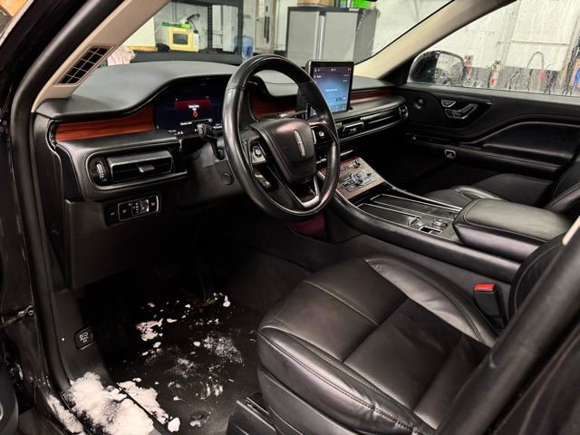 Certified 2023 Lincoln Aviator Reserve image 18