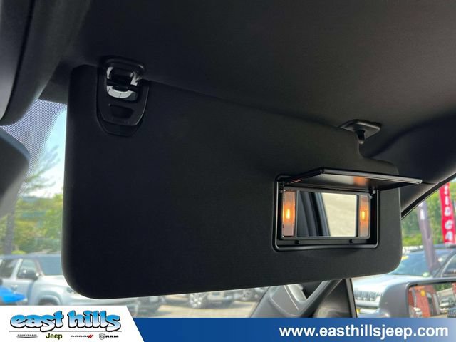 Used 2026 RAM 1500 Laramie AWD/4WD image 38