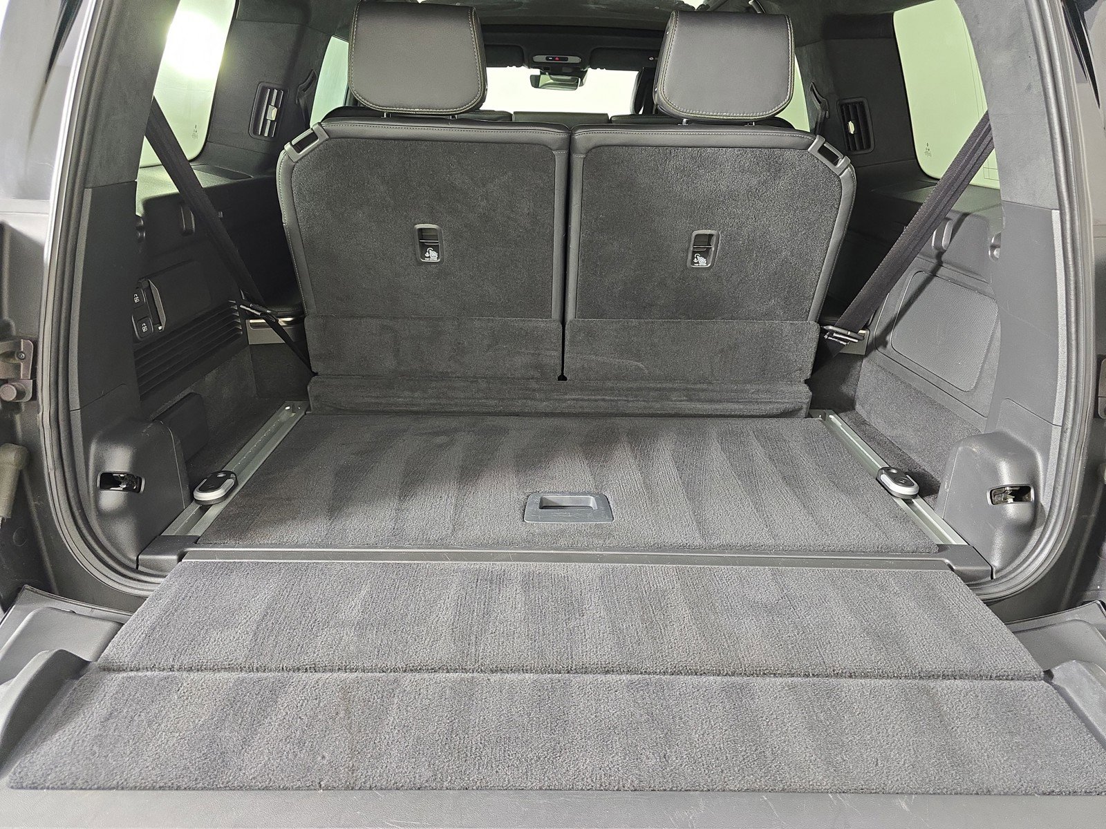 Used 2022 Rivian R1S Launch Edition image 15