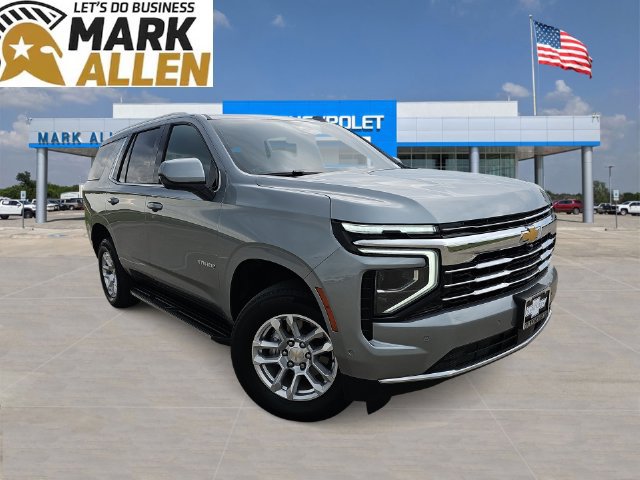 Used 2025 Chevrolet Tahoe LT AWD/4WD image 1