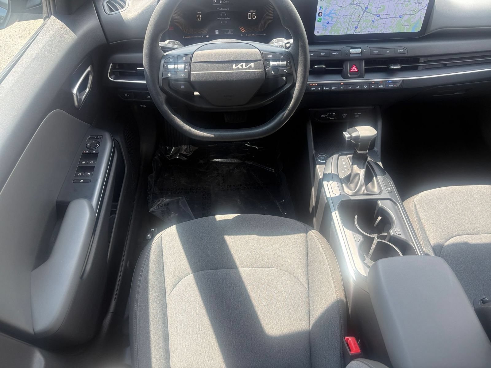 Used 2025 Kia K4 FWD image 28