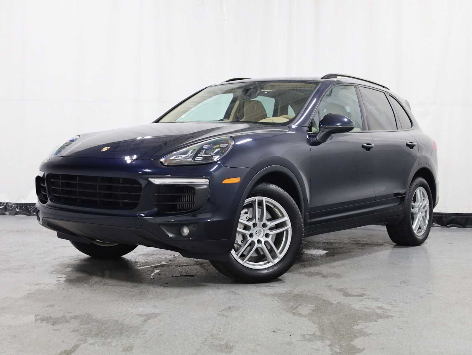 Used 2015 Porsche Cayenne S AWD/4WD image 1