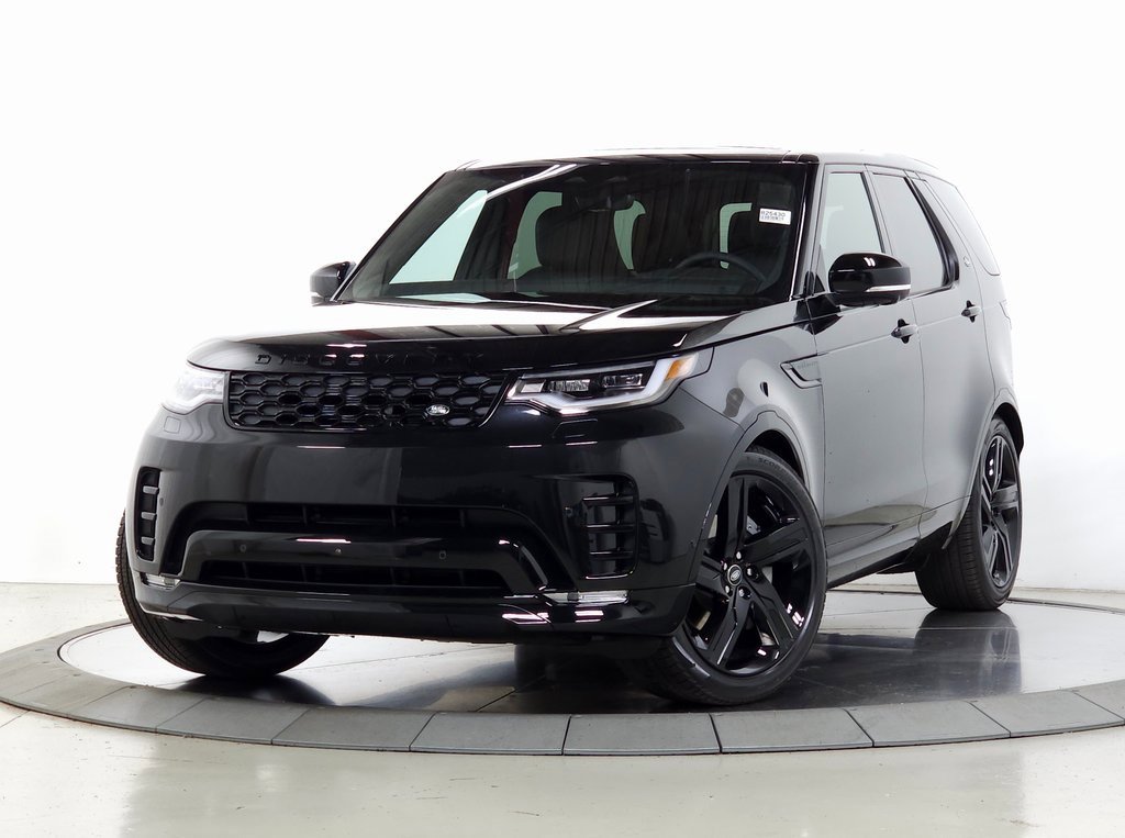 New 2025 Land Rover Discovery Dynamic SE