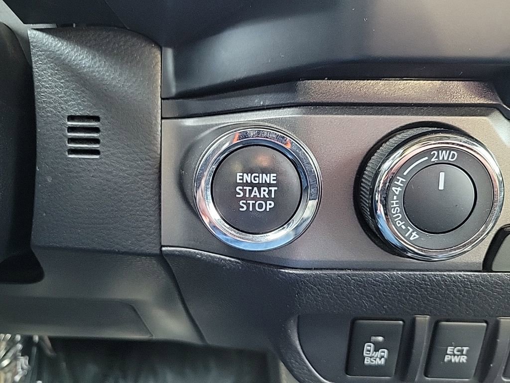 Used 2023 Toyota Tacoma TRD Off-Road w/ Technology Package image 21