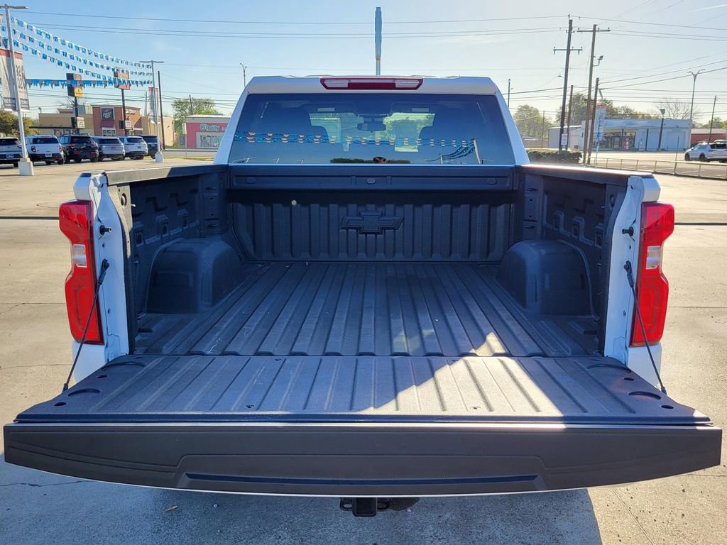 Certified 2026 Chevrolet Silverado 1500 RST w/ RST Select Package RWD image 32