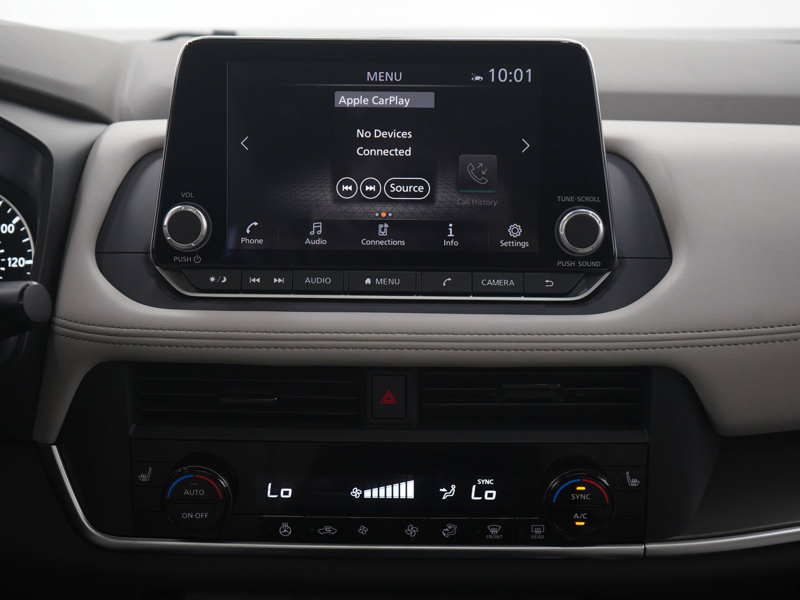 Certified 2026 Nissan Rogue Dark Armor AWD/4WD image 18