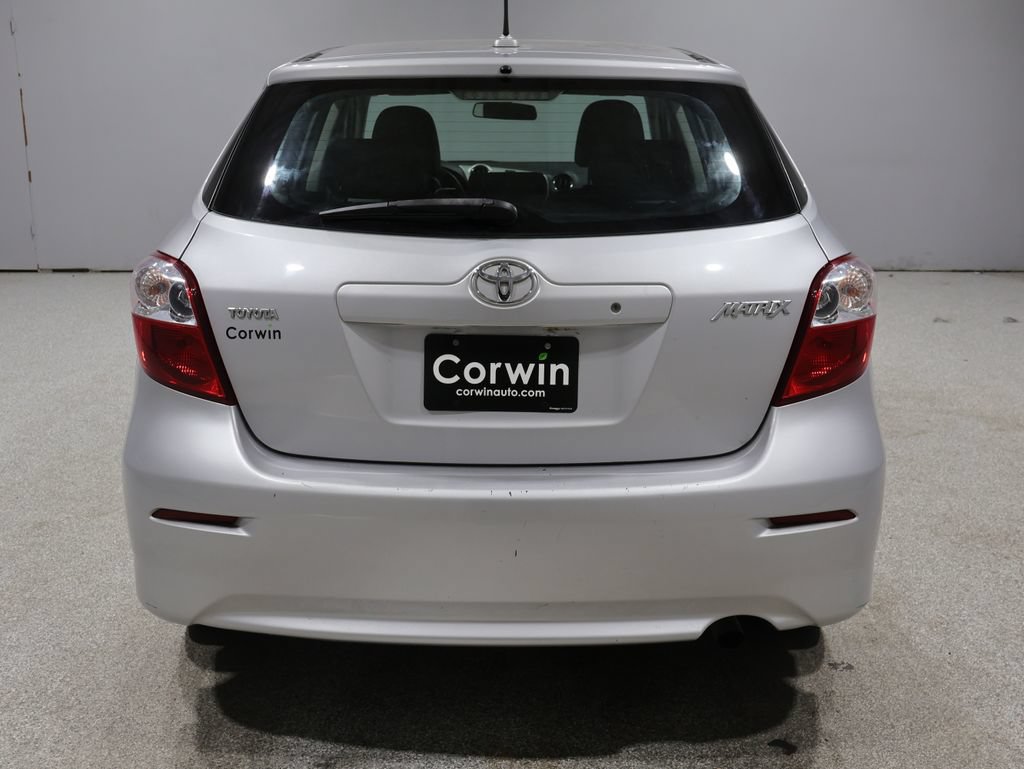 Used 2009 Toyota Matrix FWD video 3