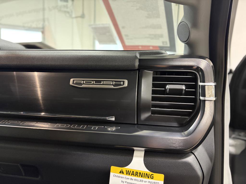 New 2026 Ford F250 Lariat w/ Black Appearance Package image 22