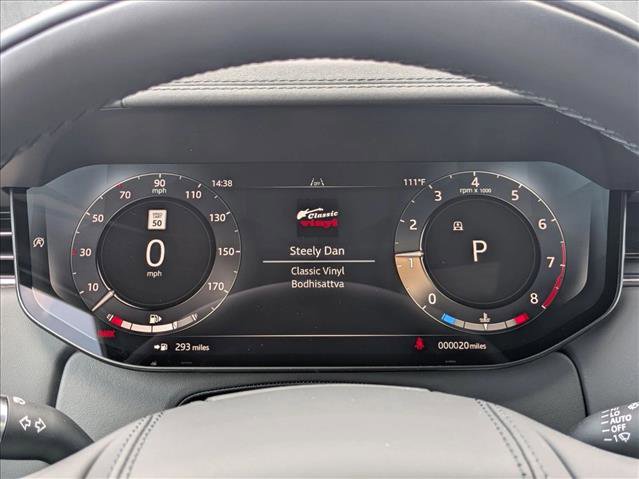 New 2025 Land Rover Range Rover Long Wheelbase SE image 11