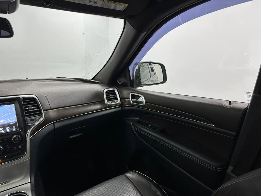 Used 2014 Jeep Grand Cherokee Overland image 40