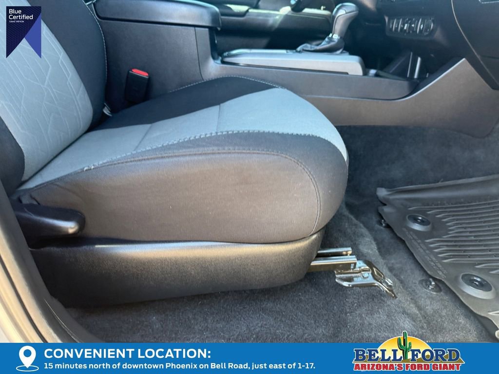 Used 2021 Toyota Tacoma TRD Off-Road w/ Technology Package AWD/4WD image 9
