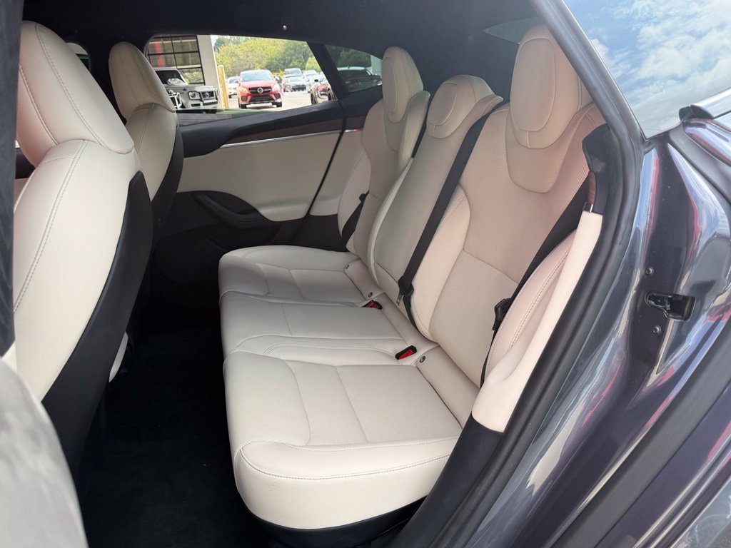 Used 2022 Tesla Model S AWD/4WD image 29