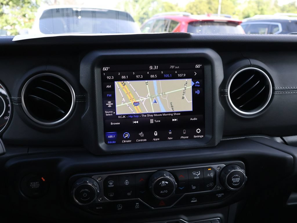 Used 2023 Jeep Wrangler Unlimited Sahara w/ LED Lighting Group AWD/4WD image 22
