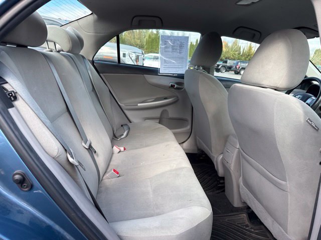 Used 2013 Toyota Corolla LE FWD image 11