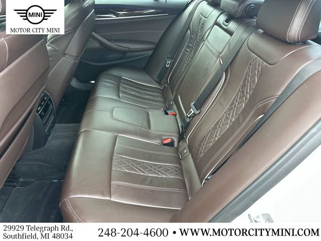 Used 2018 BMW M550i xDrive w/ Driving Assistance Package AWD/4WD image 15