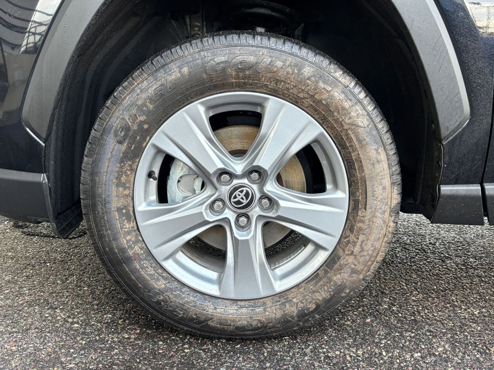 Used 2025 Toyota RAV4 LE image 25