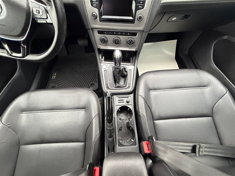 Used 2015 Volkswagen Golf TDI SE FWD image 12
