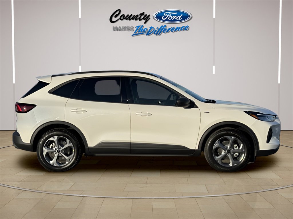 New 2026 Ford Escape ST-Line w/ Tech Pack #1 image 7
