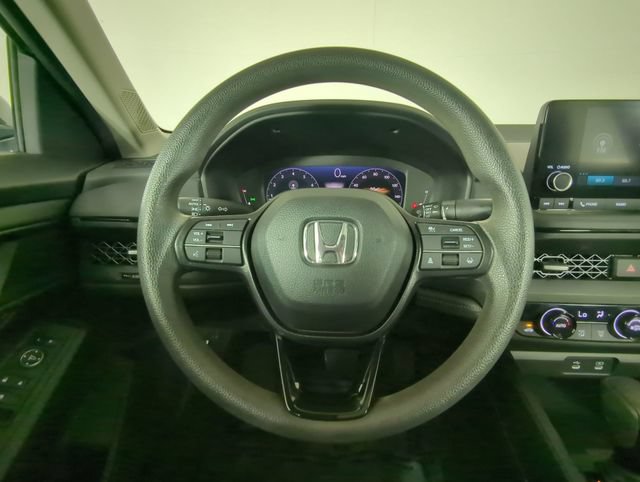 Used 2023 Honda Accord EX image 26