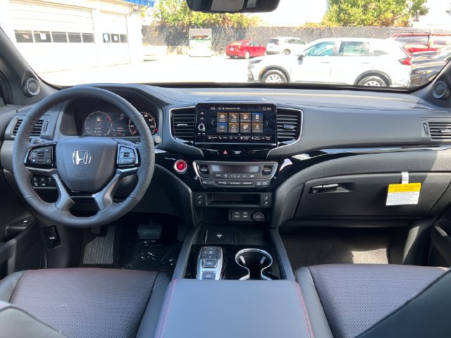 New 2026 Honda Ridgeline Black Edition image 12
