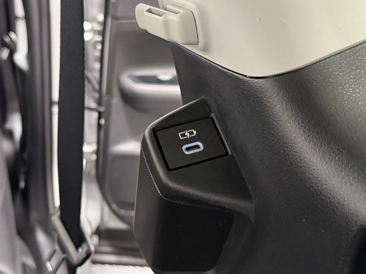 Used 2024 Toyota Grand Highlander Limited image 33