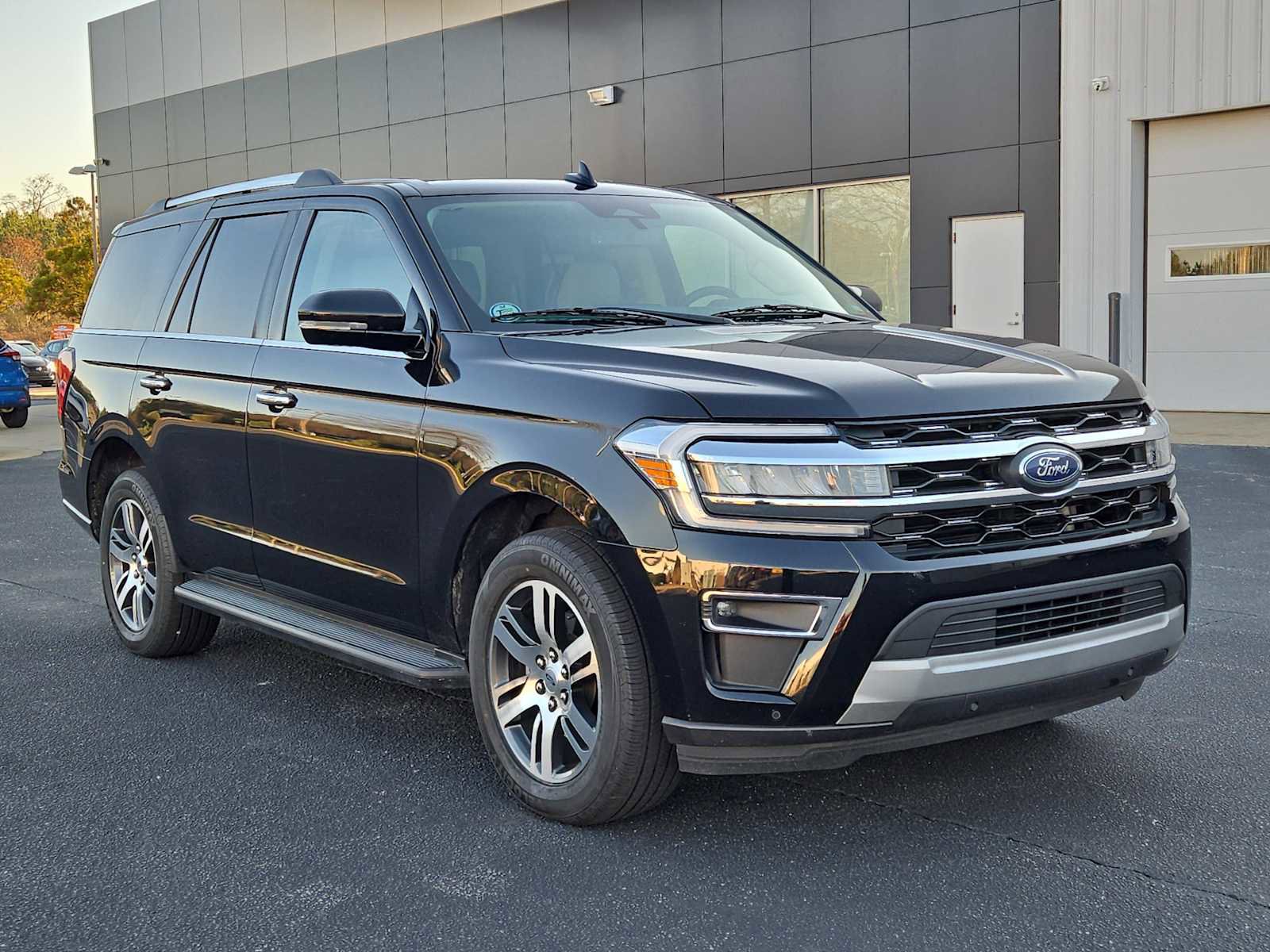 Used 2024 Ford Expedition Limited