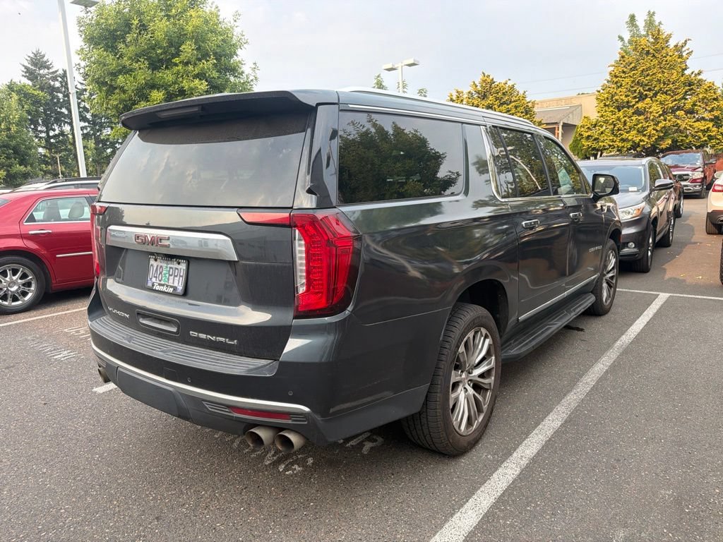 Used 2021 GMC Yukon XL Denali w/ Advanced Technology Package AWD/4WD image 4