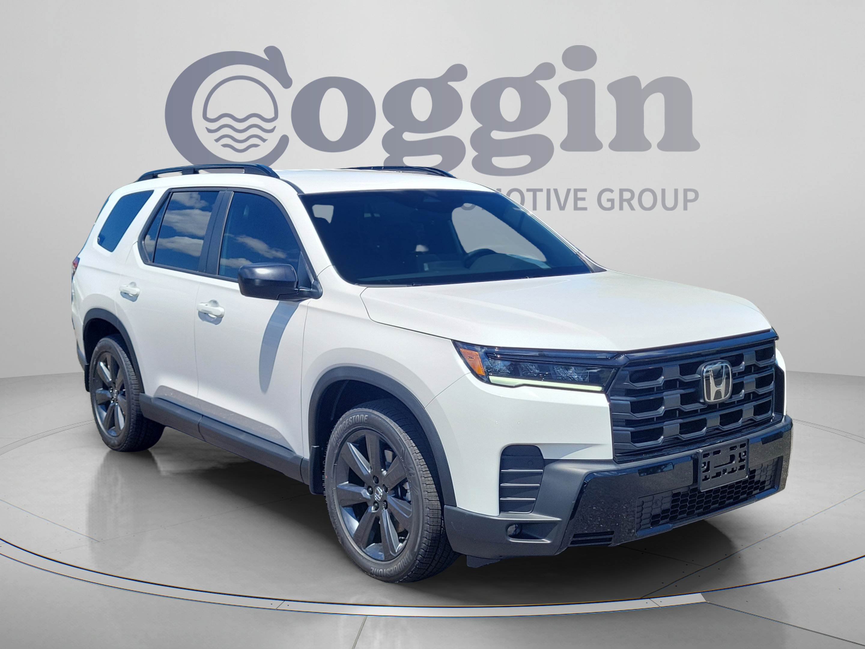 New 2026 Honda Pilot Sport image 7