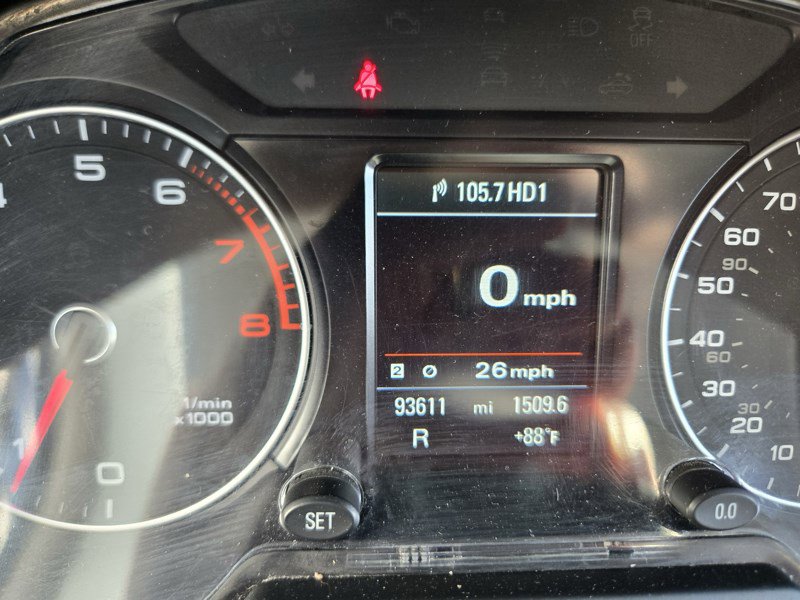 Used 2017 Audi Q5 2.0T Premium Plus w/ Technology Package image 2