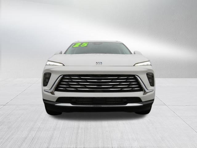 New 2025 Buick Envision Preferred image 8