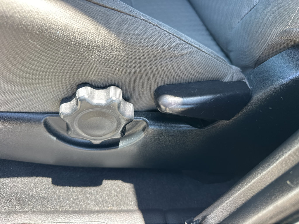 Used 2022 Toyota Tacoma SR RWD image 31