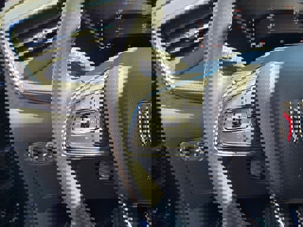 Certified 2025 Buick Encore GX Preferred image 29