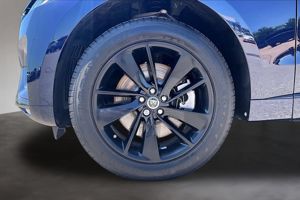 Used 2026 Jaguar F-PACE R-Dynamic S AWD/4WD image 8