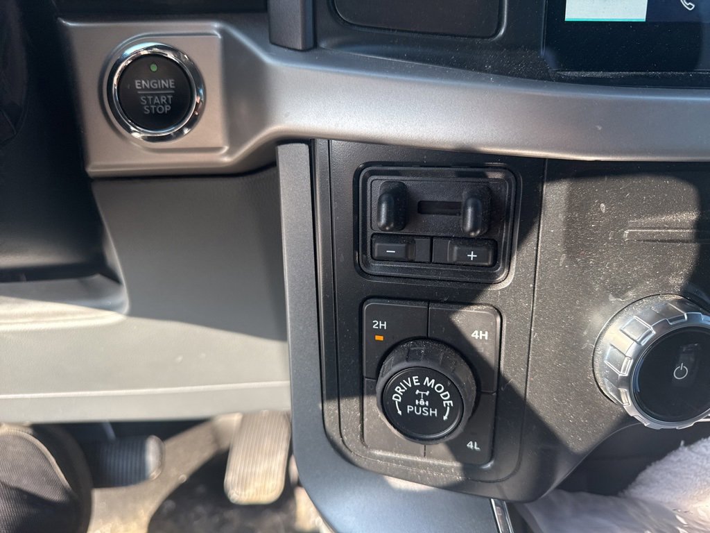 Used 2022 Ford F150 XLT w/ Equipment Group 302A High image 17