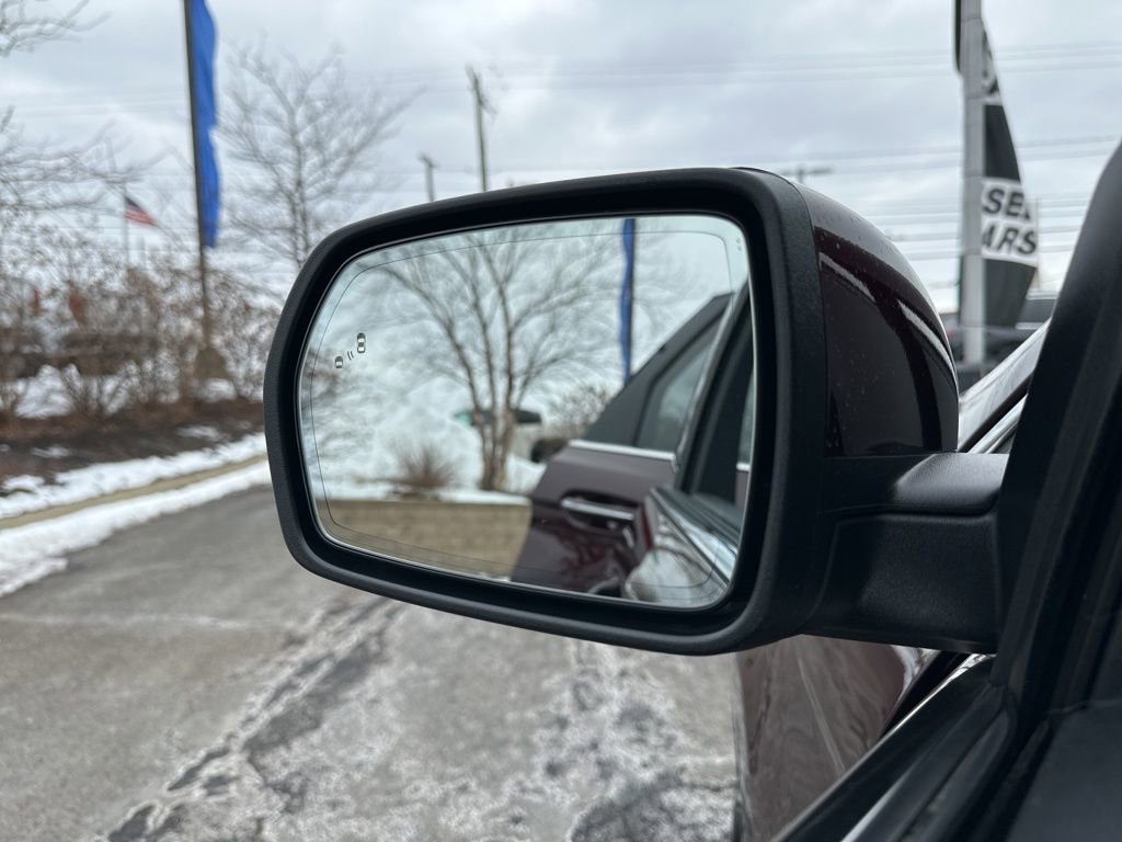 Used 2020 Ford Edge Titanium w/ Equipment Group 301A image 3