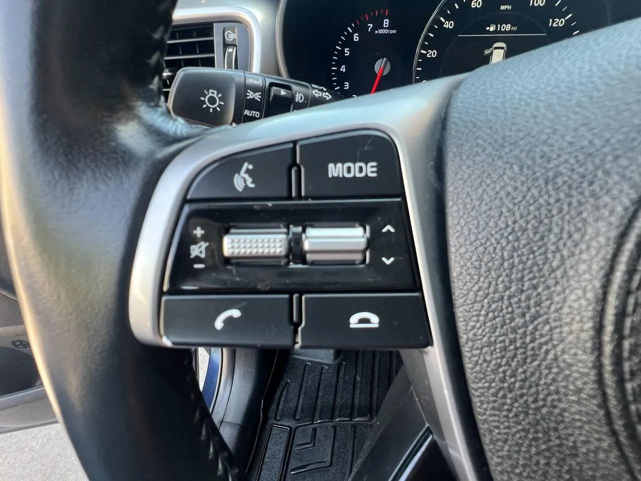 Used 2019 Kia Sorento EX FWD image 21