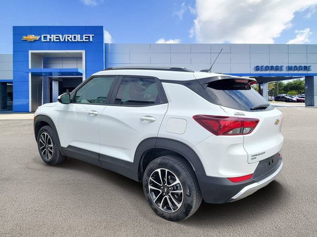 Certified 2025 Chevrolet TrailBlazer LT AWD/4WD image 3
