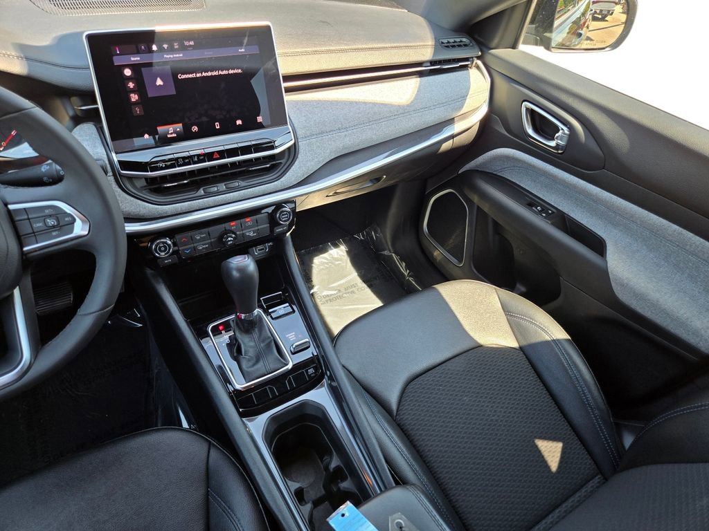 Used 2024 Jeep Compass Latitude AWD/4WD image 20