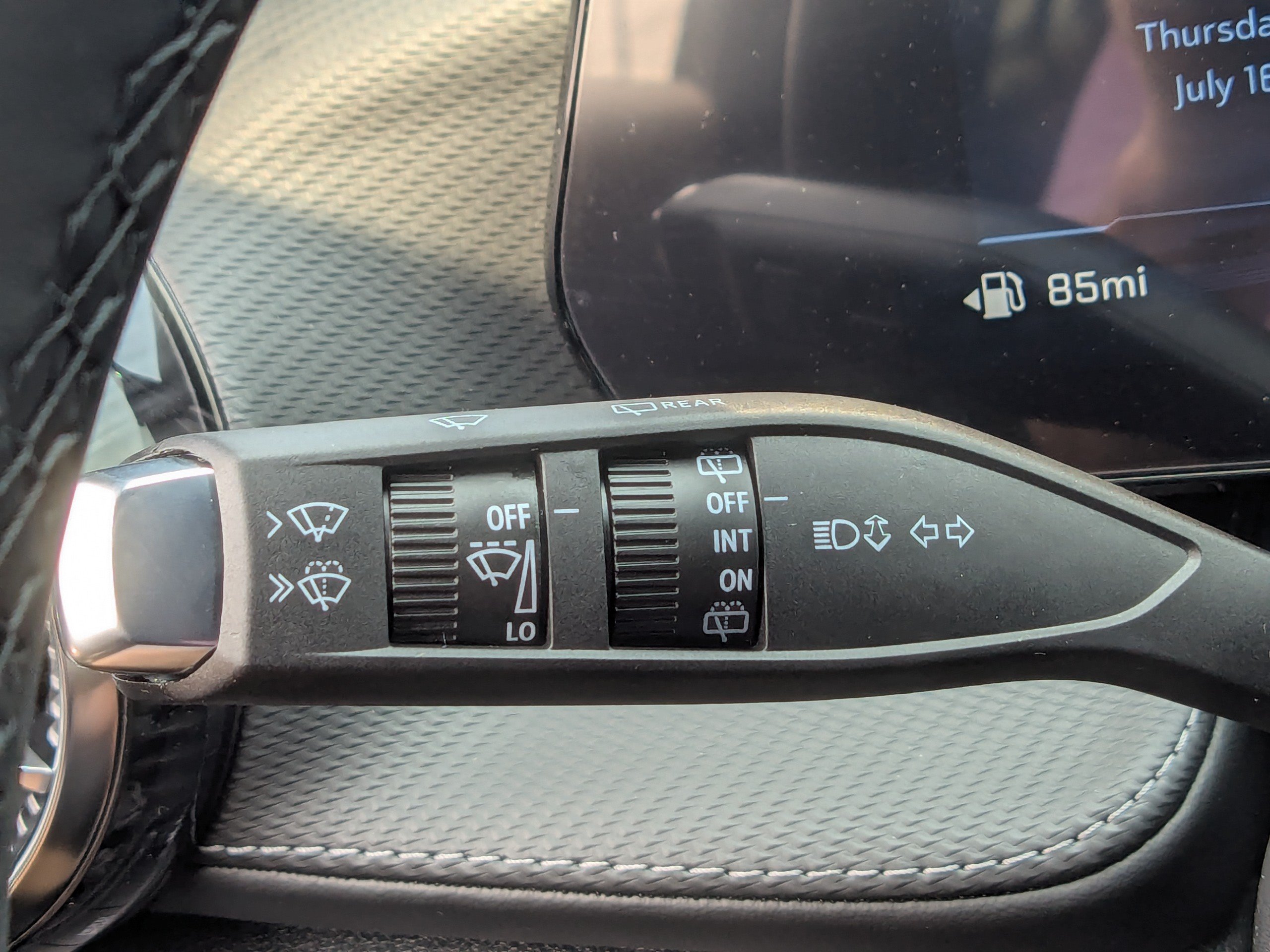 New 2027 Chevrolet Equinox LT w/ Safety and Technology Package FWD image 25