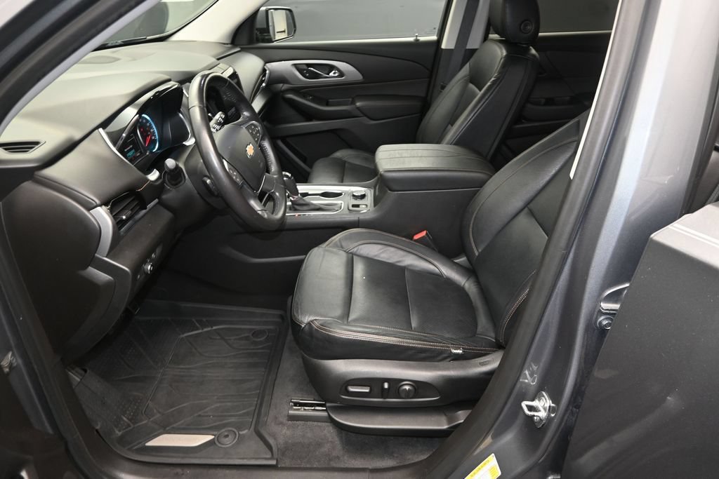 Used 2019 Chevrolet Traverse LT FWD image 20