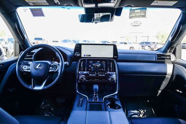 New 2026 Lexus LX 700h Luxury AWD/4WD image 16