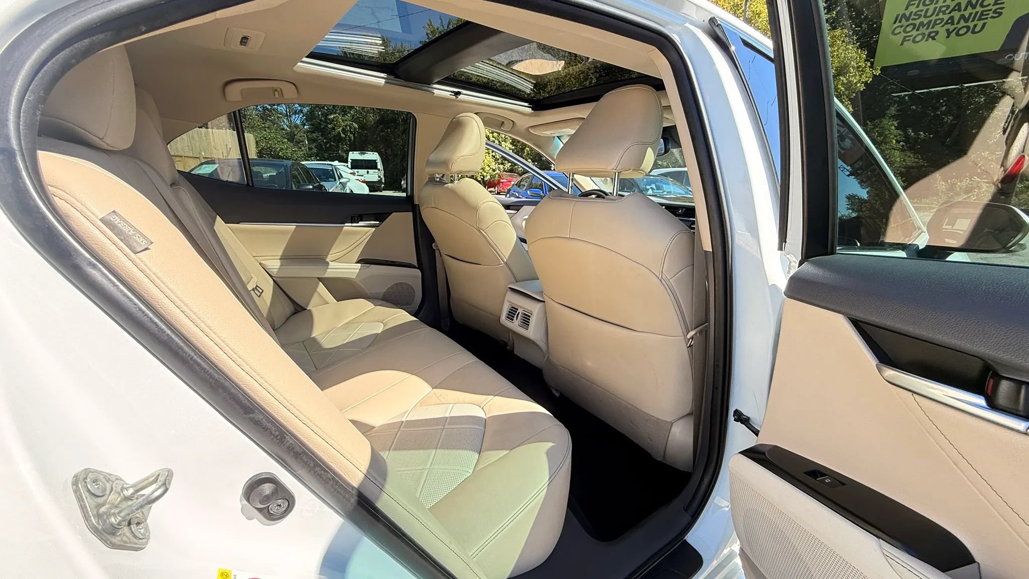 Used 2018 Toyota Camry XLE w/ Driver Assist Package FWD image 17